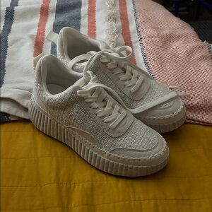 Universal Threads Women’s Shoes